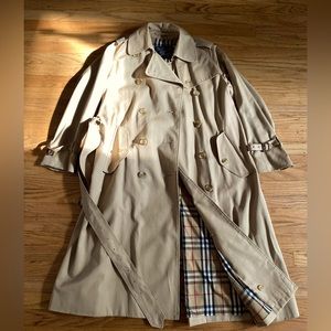 Vintage Burberry classic trench
